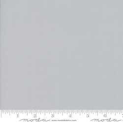 Bella Solids - Zen Grey - by Moda - per 1/4m